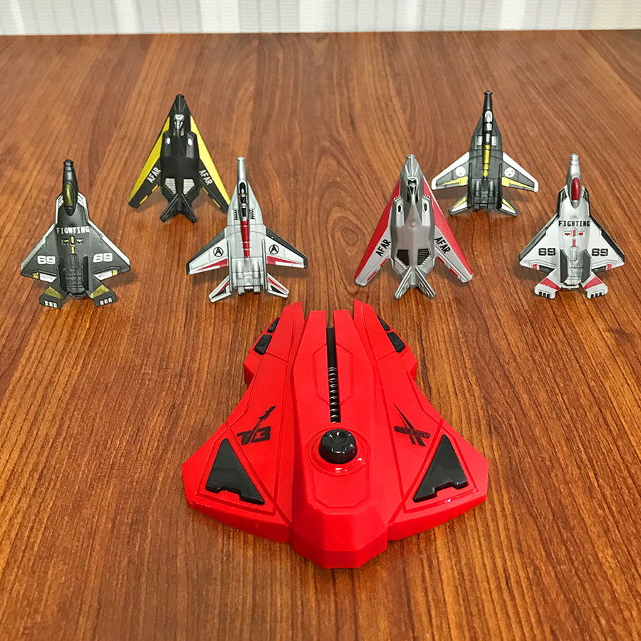 Kids Outdoor Entertainment - 6pcs Fighter Plane Red Launcher Toy,
