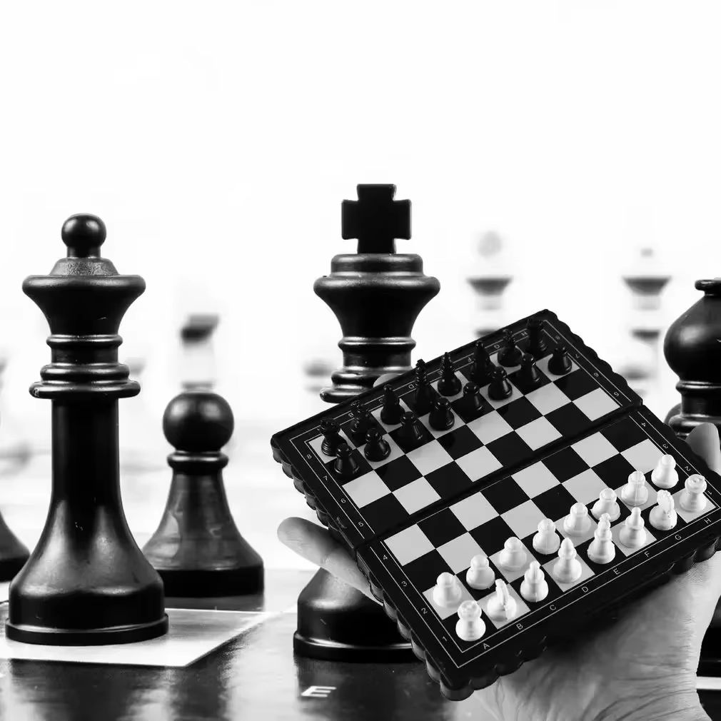 1Pc Mini Magnetic  Chess Set   - Kids Outdoor Equipment recension och pris
